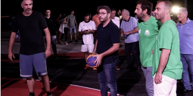Ανδρουλάκης: Επαθε ρήξη χιαστού παίζοντας μπάσκετ